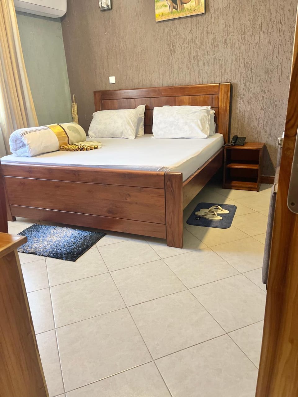 Bedroom, air conditioner