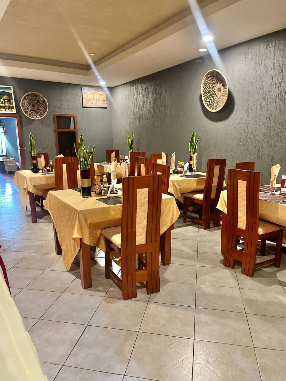Restaurant/places to eat