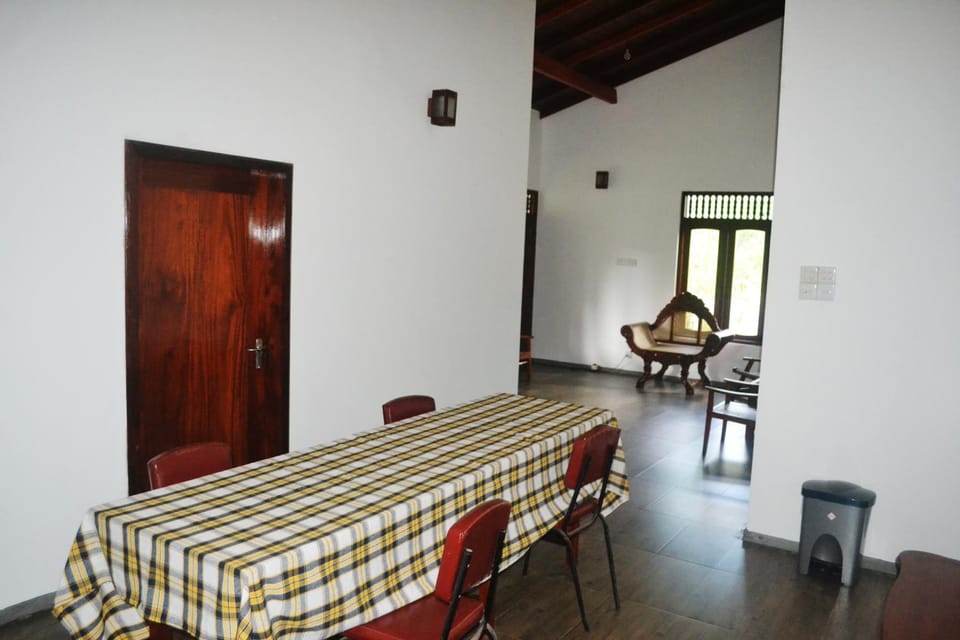 Property building, Restaurant/places to eat, Sunrise