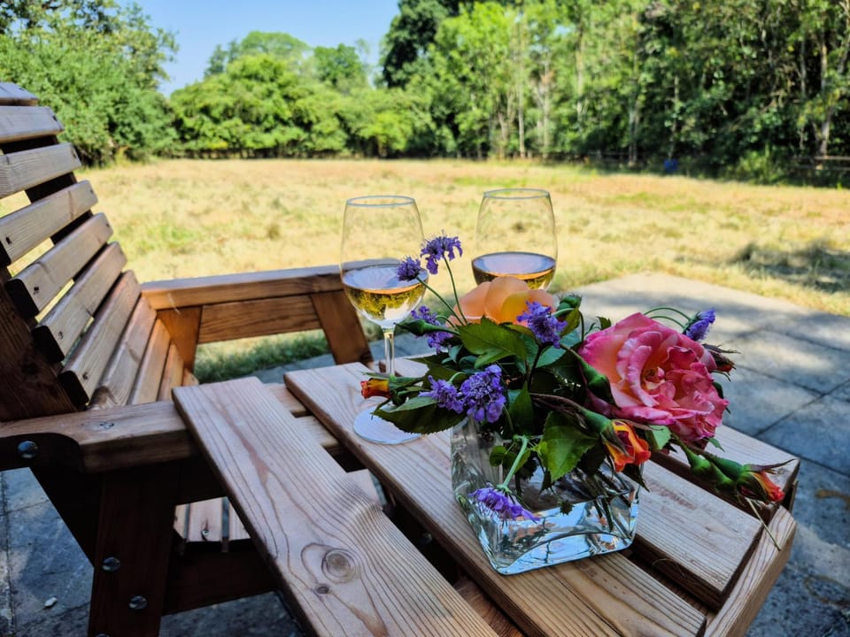 Cotswold Shepherd's Hut Campground/ 
RV Resort in Chipping Campden