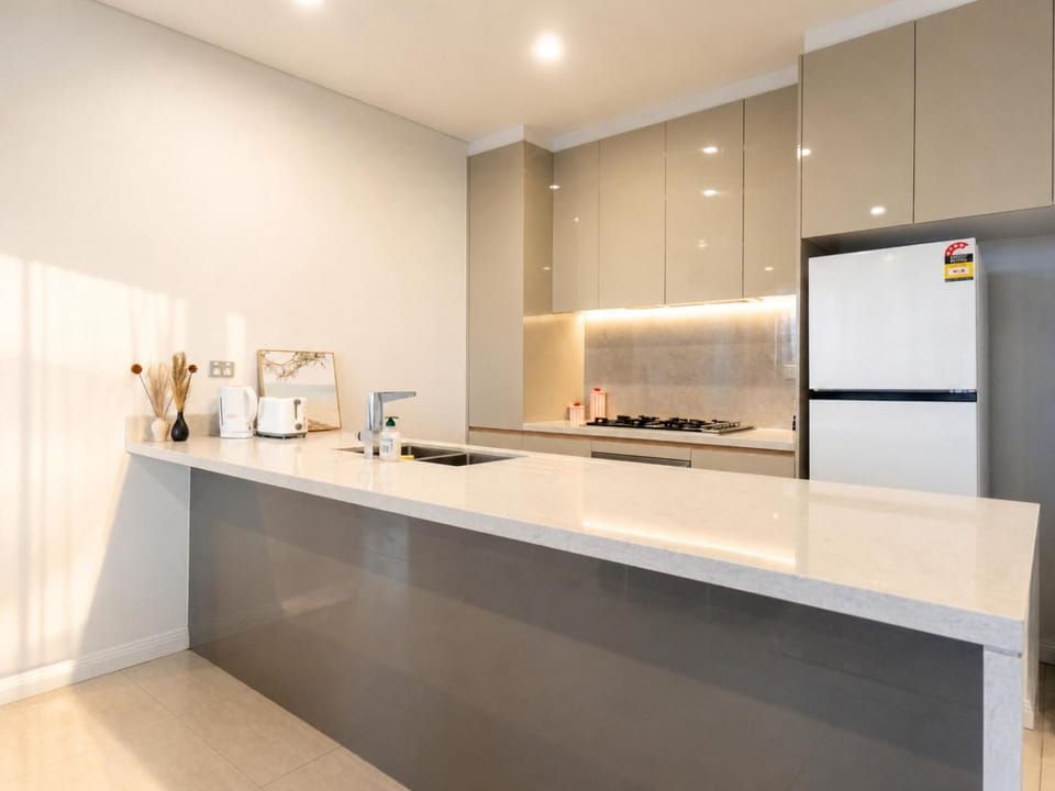 Central 3BR Olympic Park Apt with 2 Car Spaces Apartment in Lidcombe