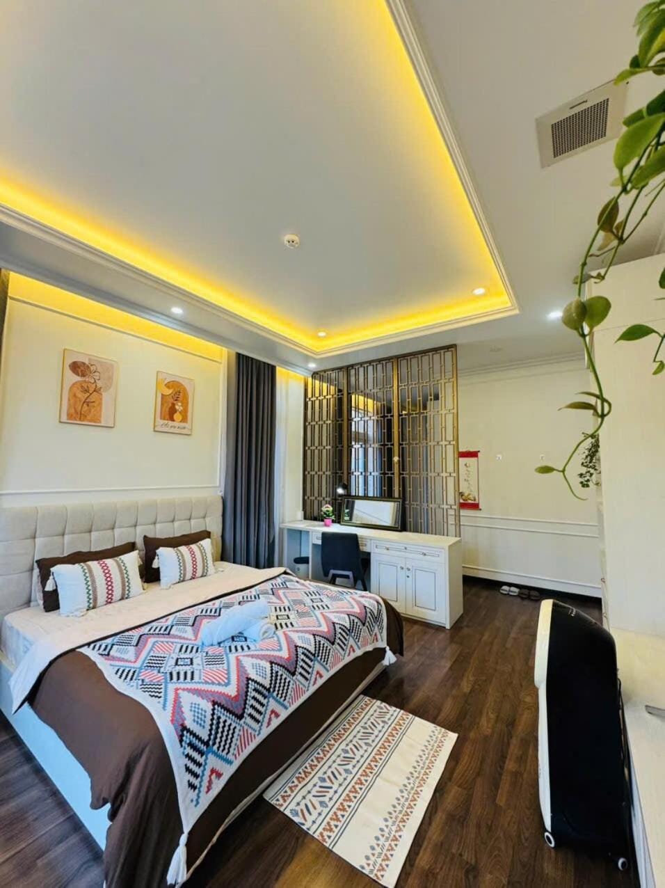 Dream House - Golf Valley - 6 bedrooms Apartment in Dalat