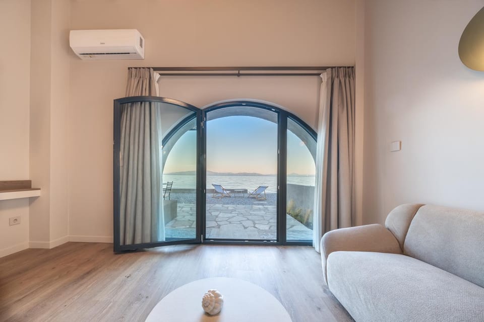 Nest On The Beach Reef Residence Villa in Magnesia Prefecture, Greece