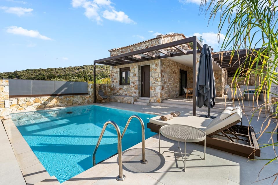 Ιπποθόη Villa in Peloponnese, Western Greece and the Ionian