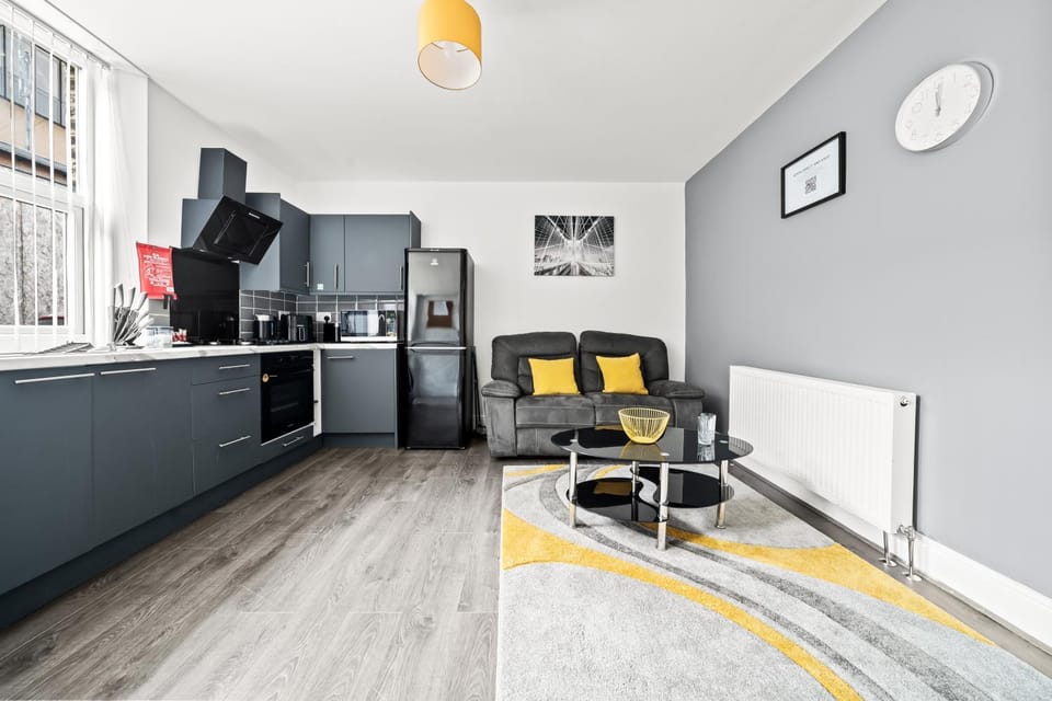 Living room, oven, kitchen