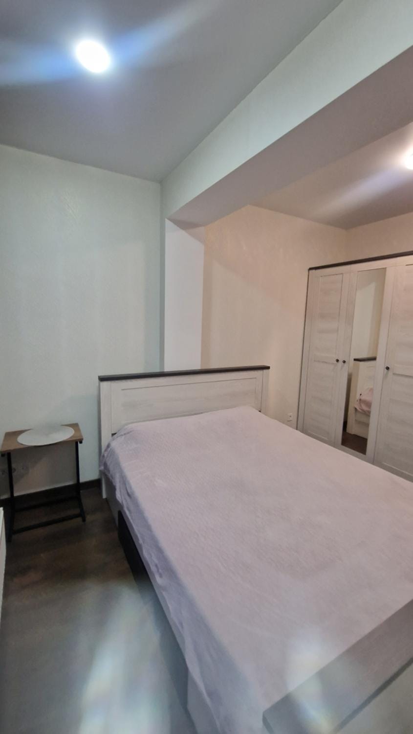 1 кімн квартира и кухня-вітальня на Черемушках Евроремонт Apartment in Odessa