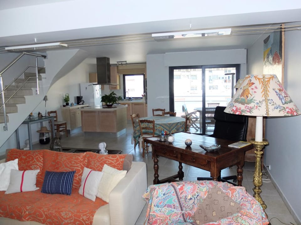 Superbe appartement avec double parking à 1 minute de la plage du Veillat Apartment in Saint-Raphael