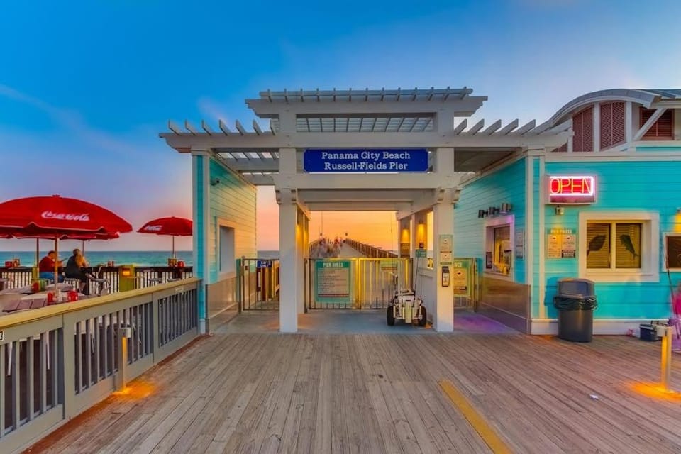 Snowbird Friendly Condo with Gorgeous Gulf Views Pools Hot Tub & Sauna House in Panama City Beach