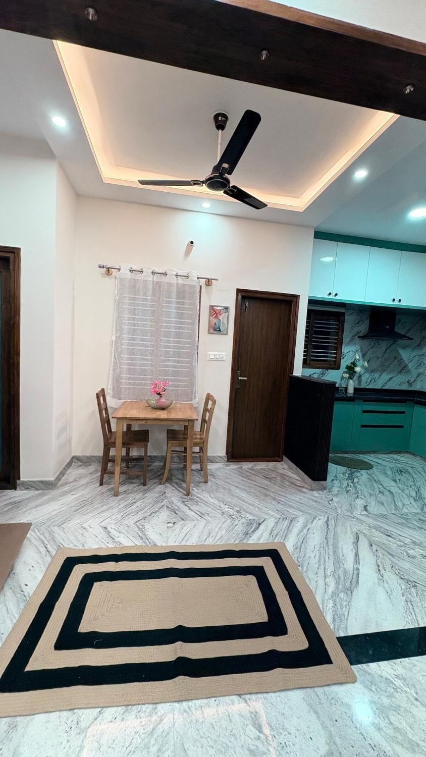 Golden Rose stay- where every stay blooms Apartment in Bengaluru