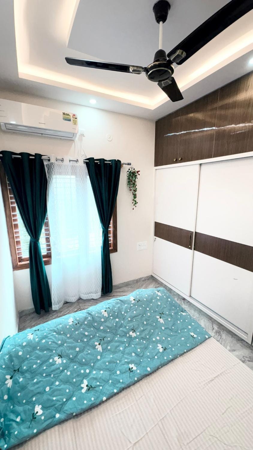 Golden Rose stay- where every stay blooms Apartment in Bengaluru