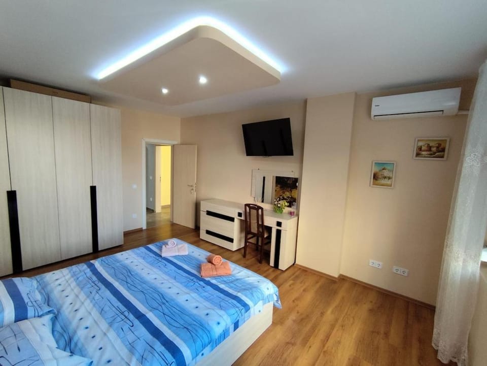 Charming Apartment with balcony Apartment in Dolj County, Romania