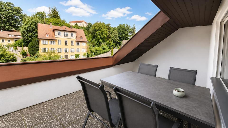 Day, View (from property/room), Balcony/Terrace, Balcony/Terrace, Dining area