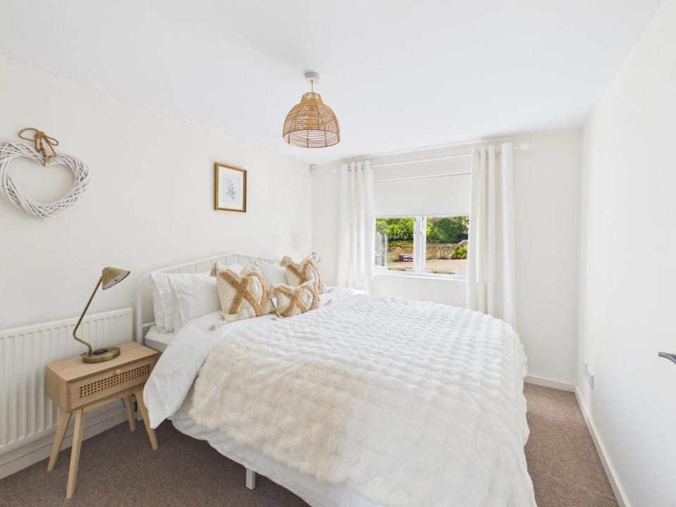 The Willow Pond Retreat - The Rodings House in Uttlesford