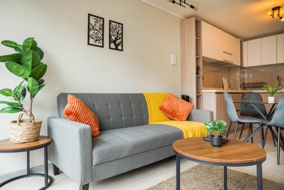 1BR1BA Downtown Santiago Cozy Urban Retreat for 3 Apartment in Santiago