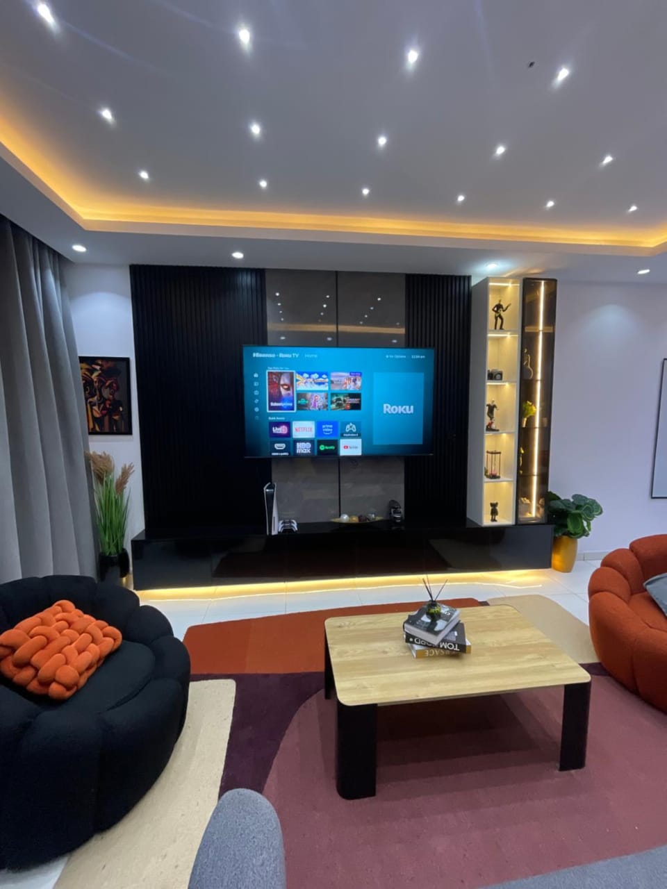 Nova 2 bedroom Lekki phase 1 Apartment in Lagos, Nigeria