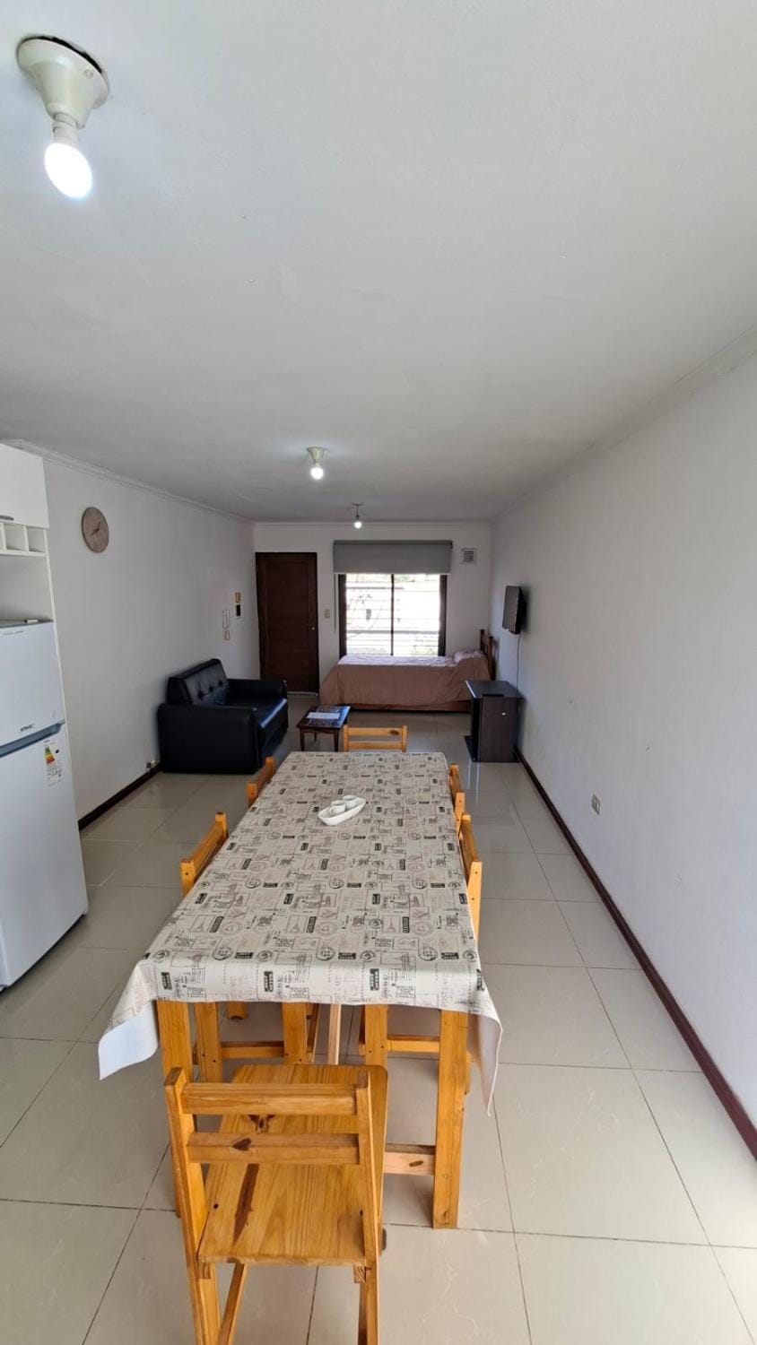 centrico depto con cochera, vista a la montaña, wifi rapido Apartment in Villa Carlos Paz