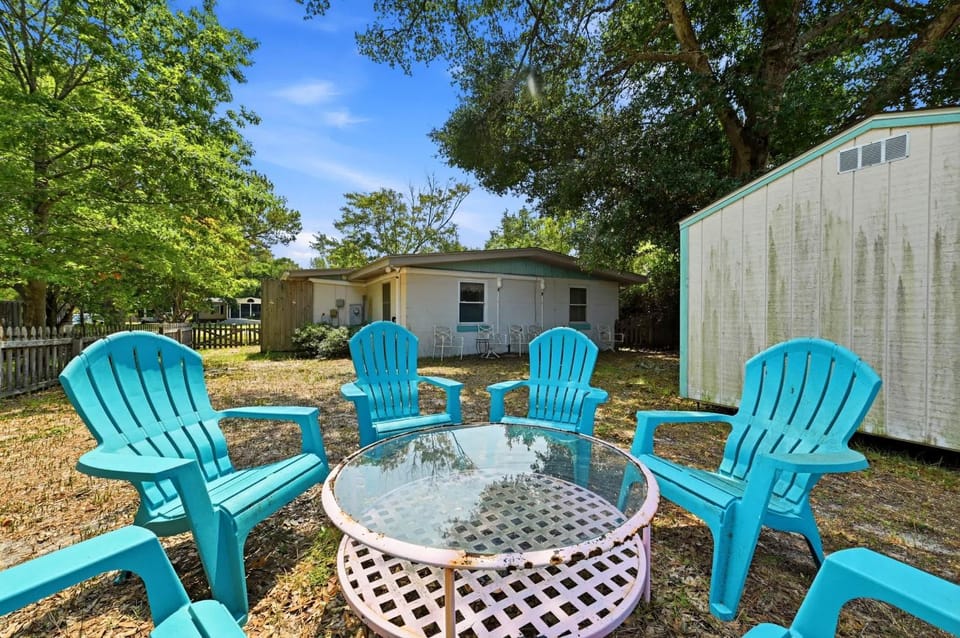 Seabright Surf Shack by Brunswick Vacation Rentals House in Oak Island