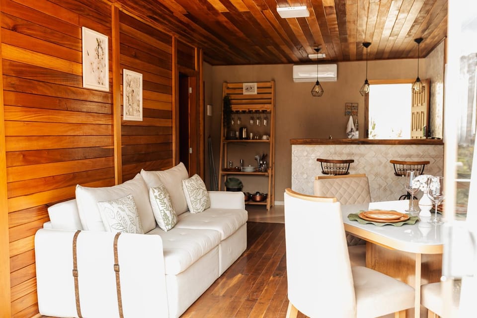 Kitchen or kitchenette, Living room, Seating area, Dining area, air conditioner