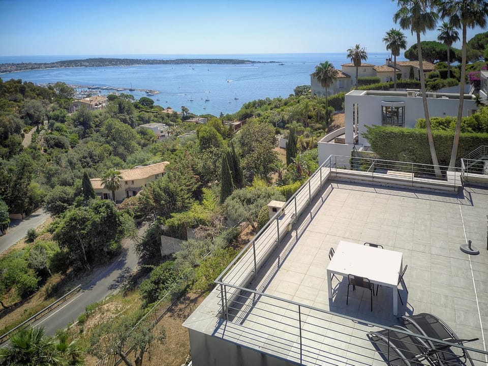FRGK Villa luxueuse vue mer- aube Villa in Cannes