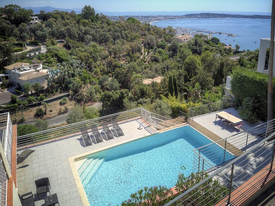 FRGK Villa luxueuse vue mer- aube Villa in Cannes