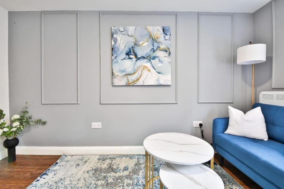 1BR, Luxury Apartment, Sleeps 3, City Centre Apartment in Cardiff