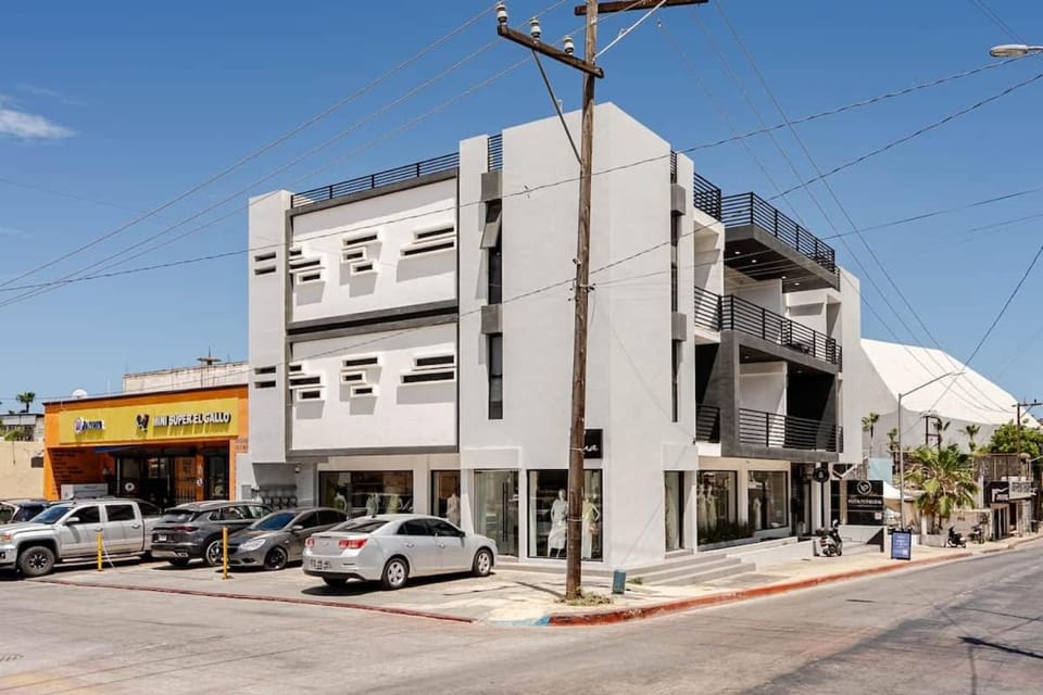 New Listing • Prime Location • Cozy & Modern Apartment in Cabo San Lucas