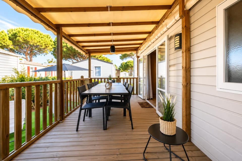 Balcony/Terrace, Dining area