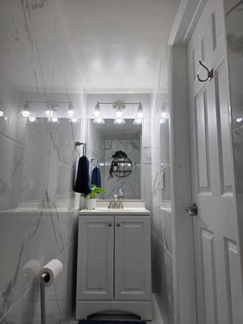 Cozy Retreat by the Beach, Airport & Cruise Port Apartment in Dania Beach
