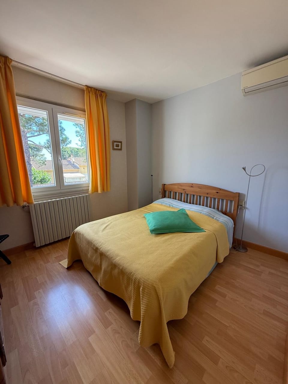 Quiet house with private pool Villa in Béziers