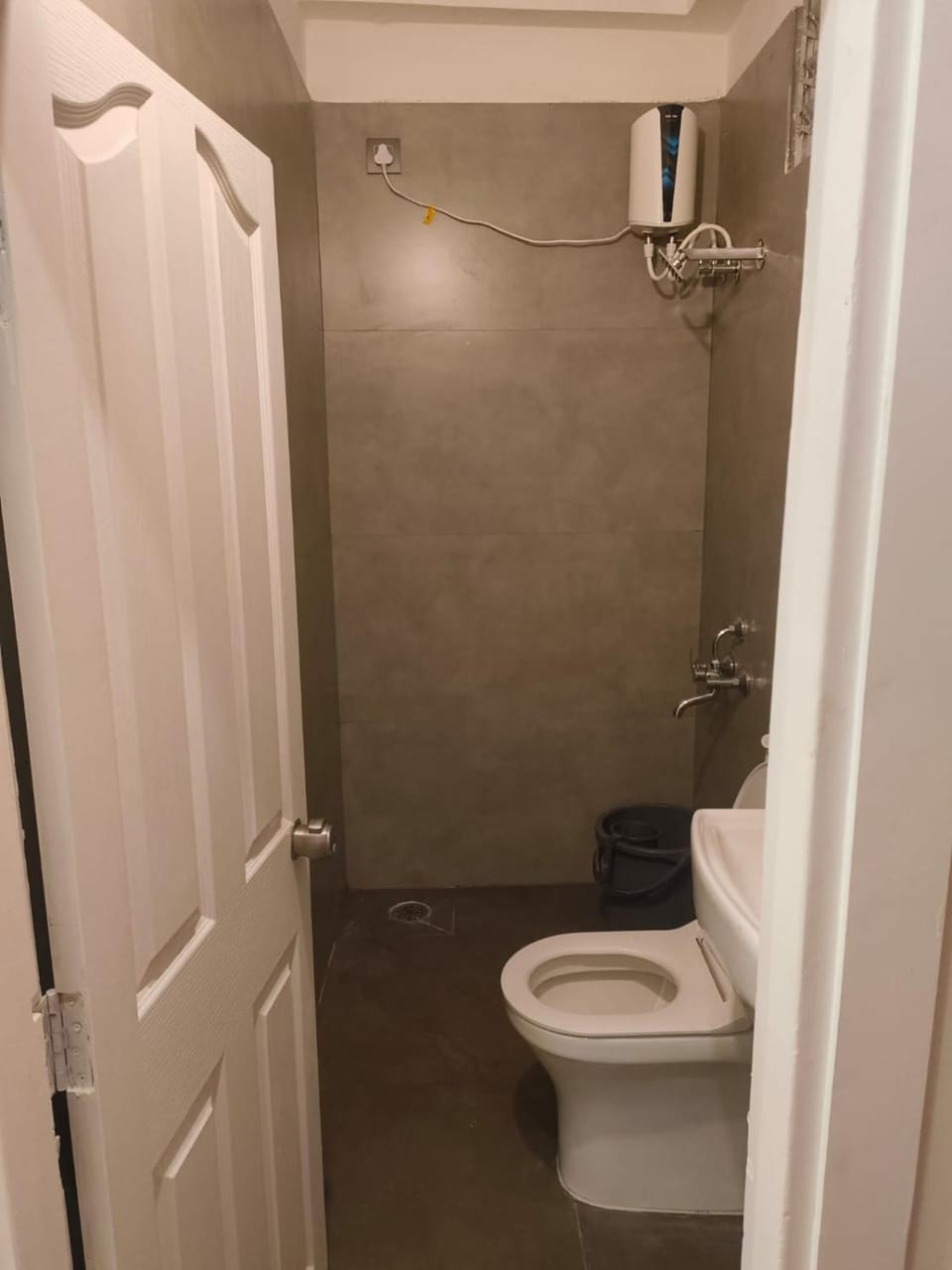 AV Homes 3 BHK flat service apartment Apartment in Hyderabad