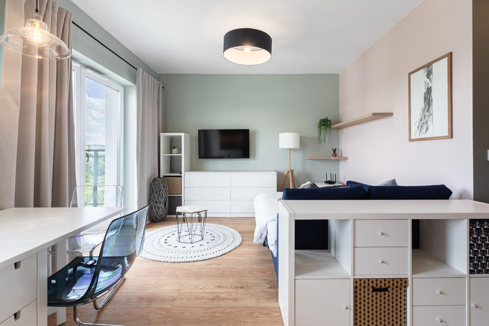 Bed, Kitchen or kitchenette, Living room, Photo of the whole room, Seating area