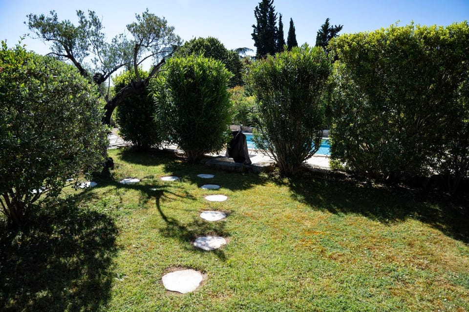 Les Mazets d'Aiguèze, Gorges de l'Ardèche House in Saint-Martin-d'Ardèche