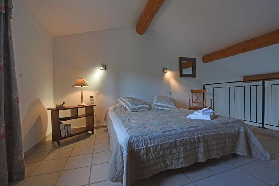 Les Mazets d'Aiguèze, Gorges de l'Ardèche House in Saint-Martin-d'Ardèche
