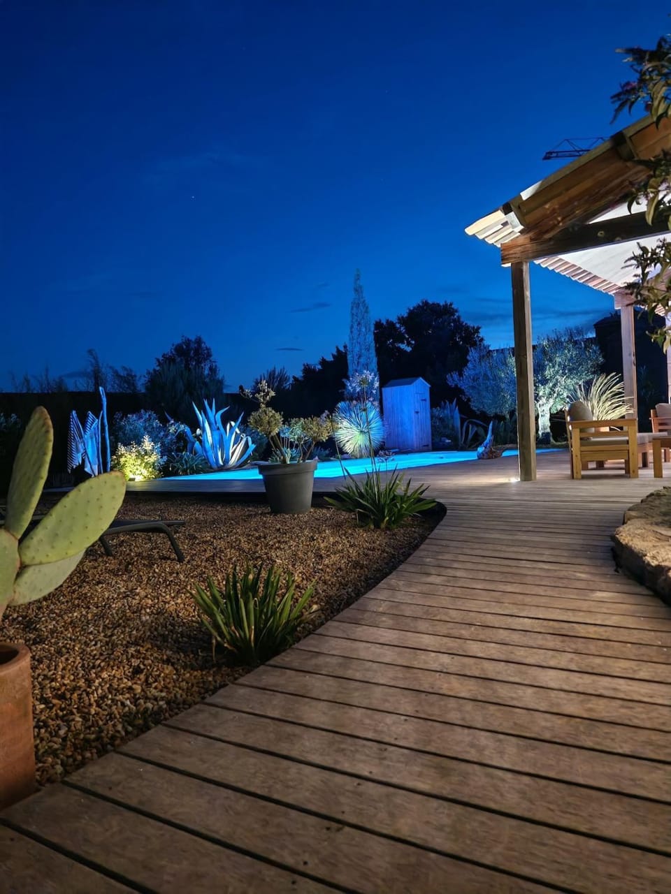 Roulotte Carmen avec Jacuzzi Apartment in Provence