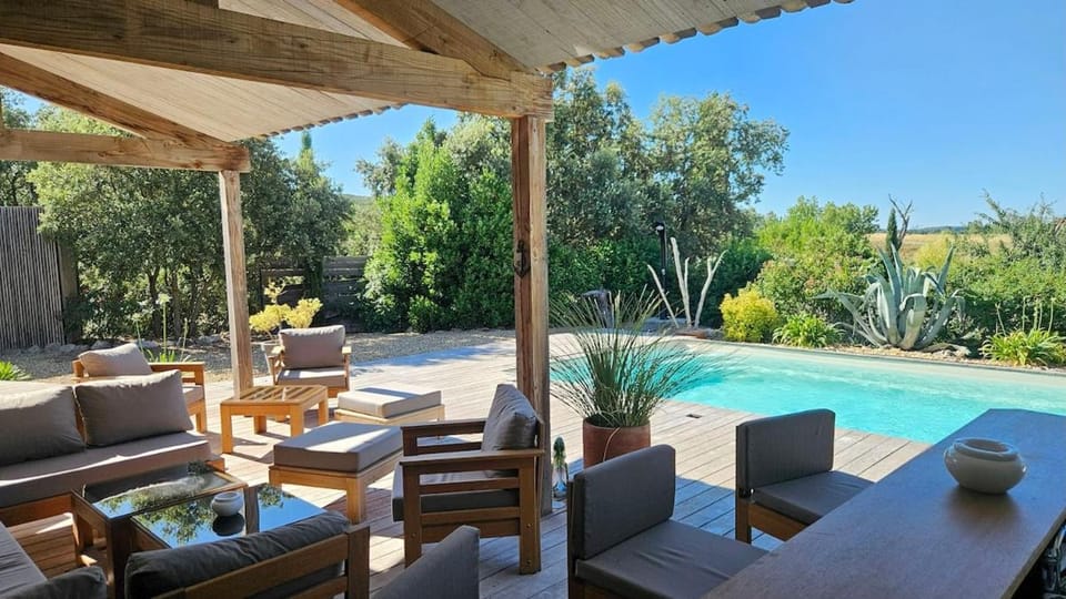 Roulotte Carmen avec Jacuzzi Apartment in Provence