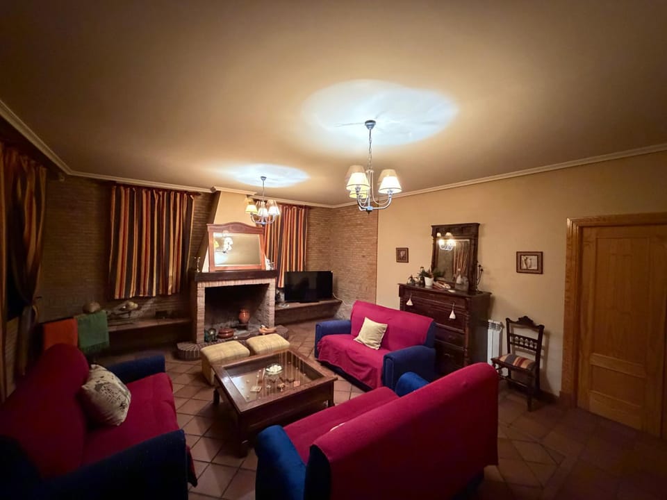 Montesión 71 La Princesa y los 5 elementos Villa in Toledo