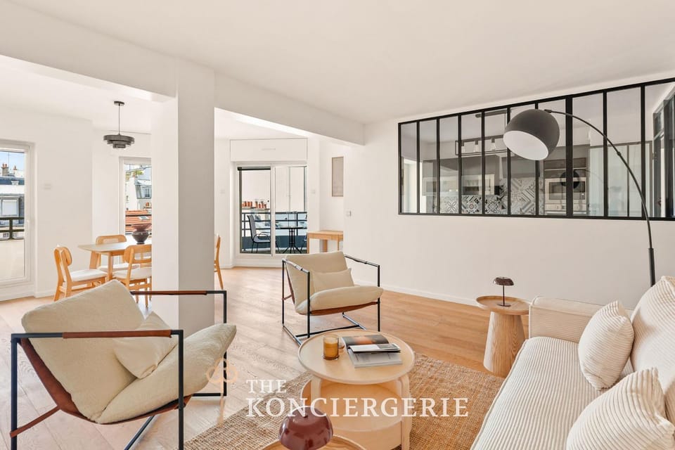 BM-Appartement d'architecte 85 m2 Terrasse- Passy Apartment in Paris
