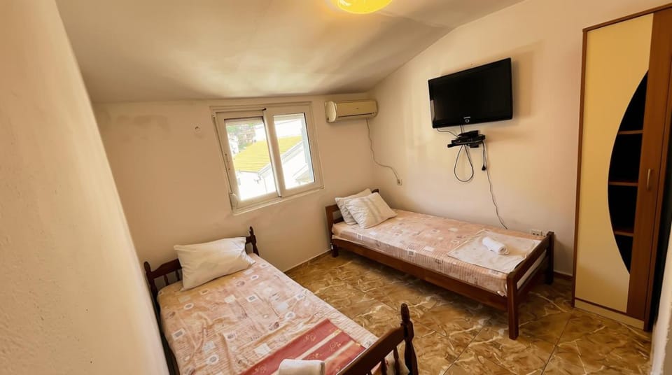 Viktor Apartment in Budva
