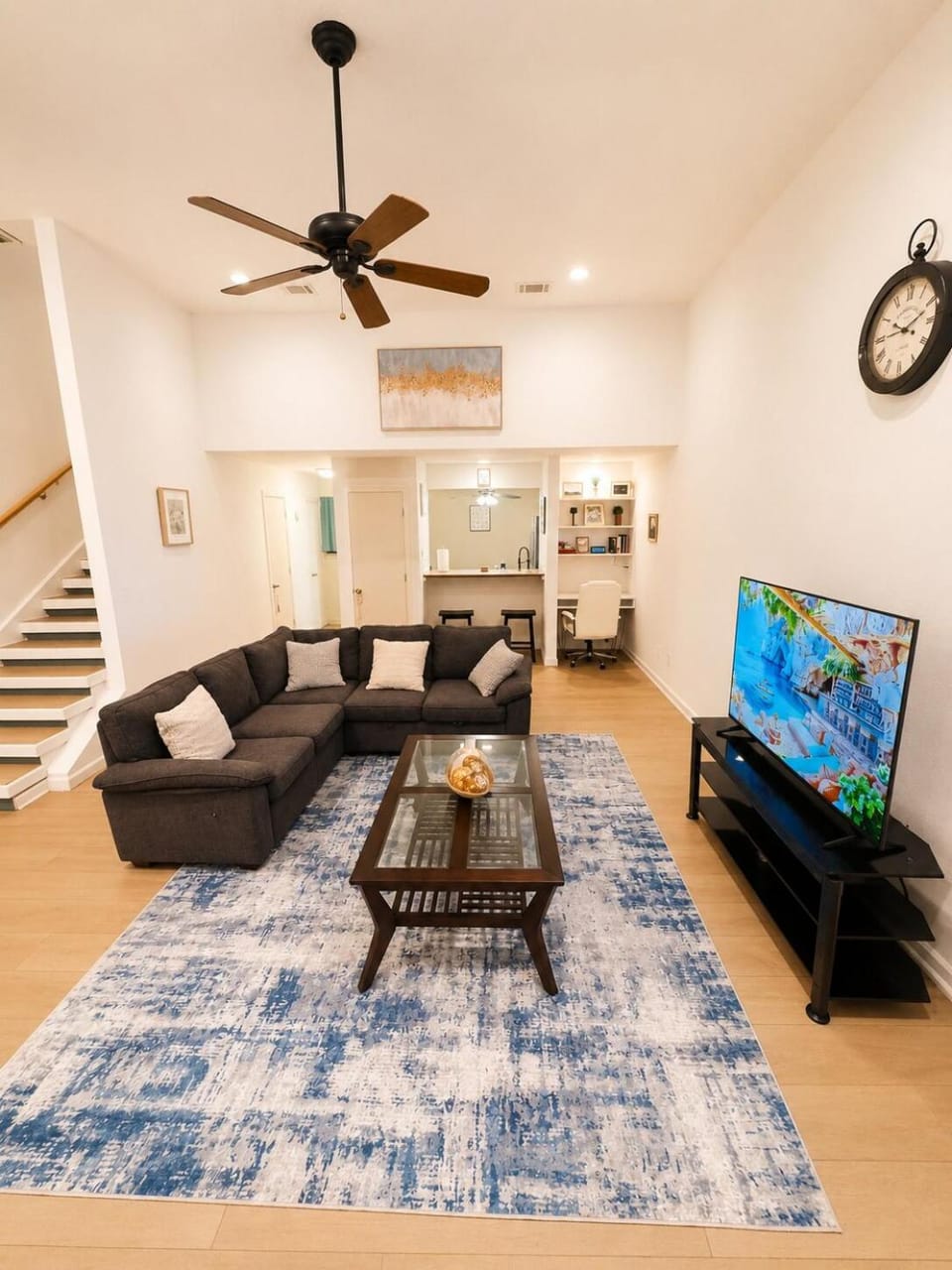 Communal lounge/ TV room, TV and multimedia, Living room, Seating area, Evening entertainment, fireplace