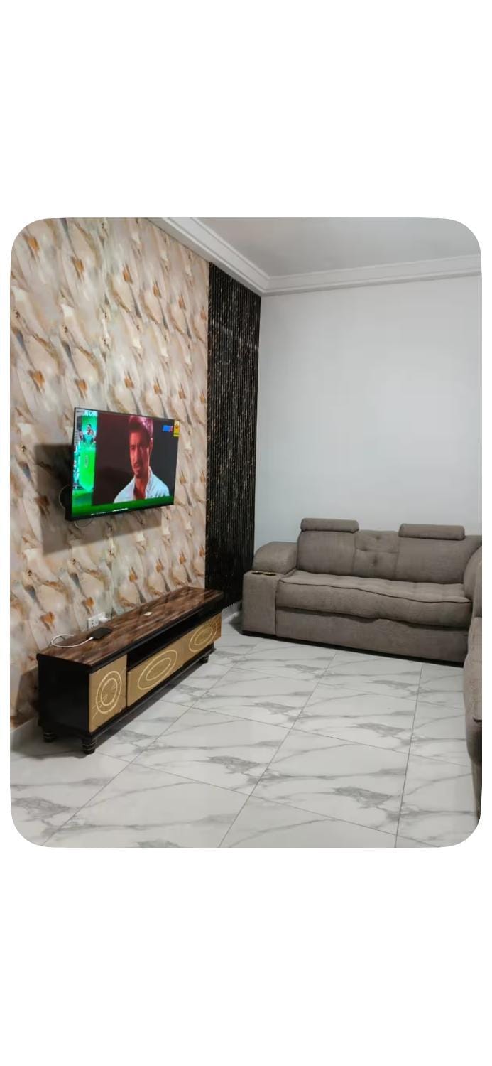Crown house Lapaz Apartment in Accra