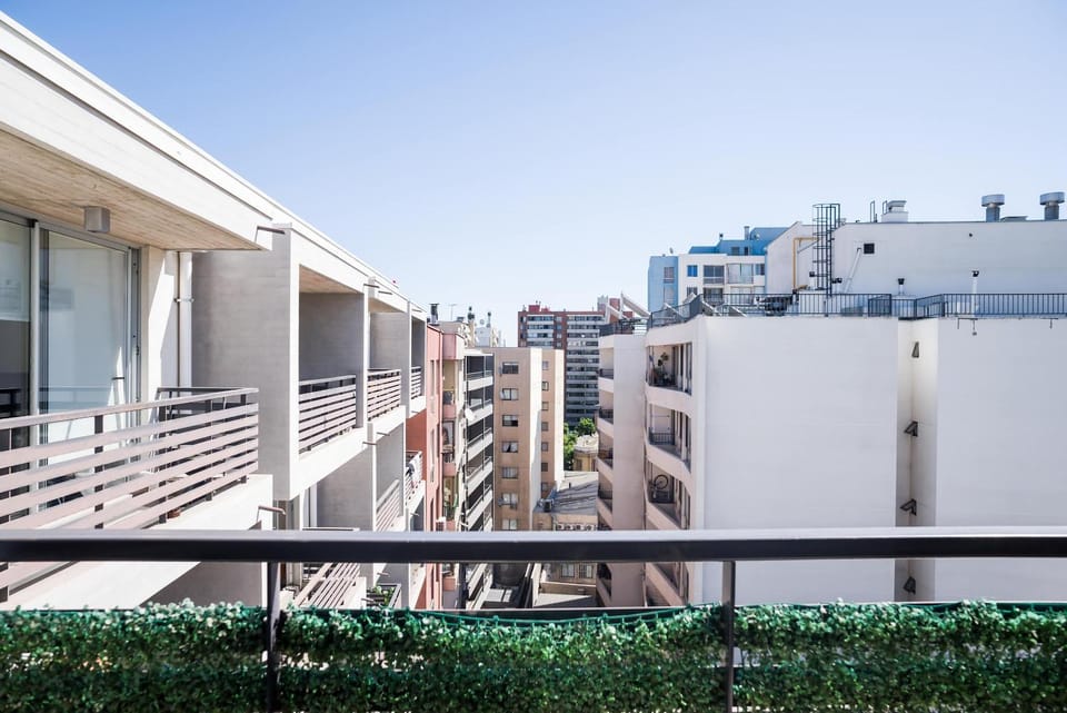 Central Chic 1BR Steps from Metro & Attractions Apartment in Santiago