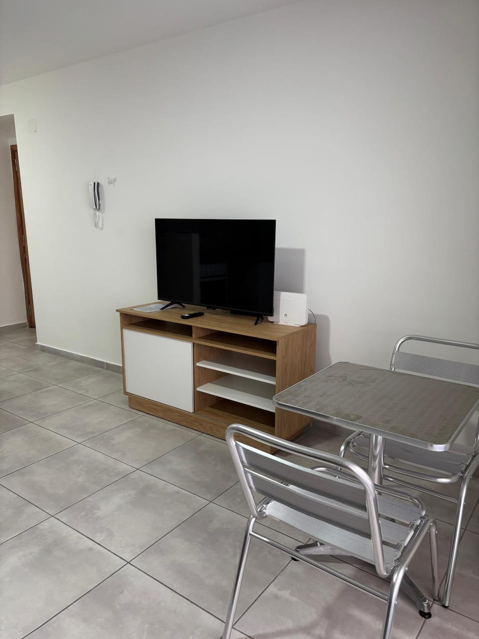 Communal lounge/ TV room, TV and multimedia, Evening entertainment