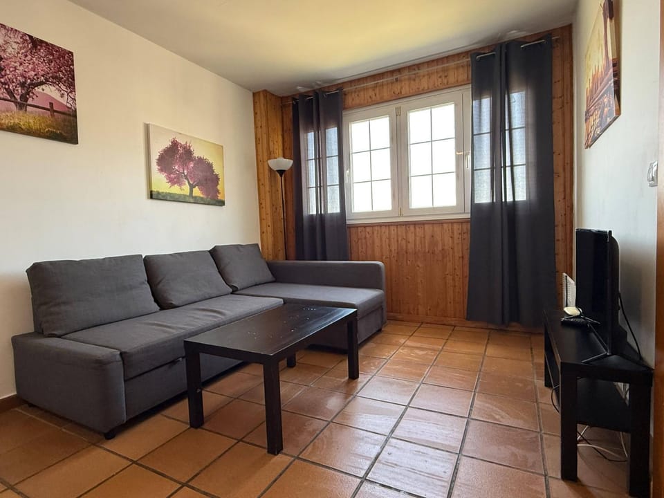 MARIBEL ARTTYCO Apartment in Sierra Nevada