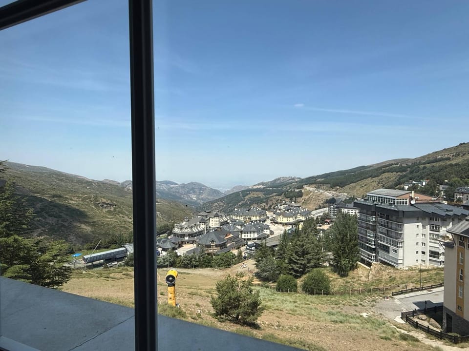 MARIBEL ARTTYCO Apartment in Sierra Nevada