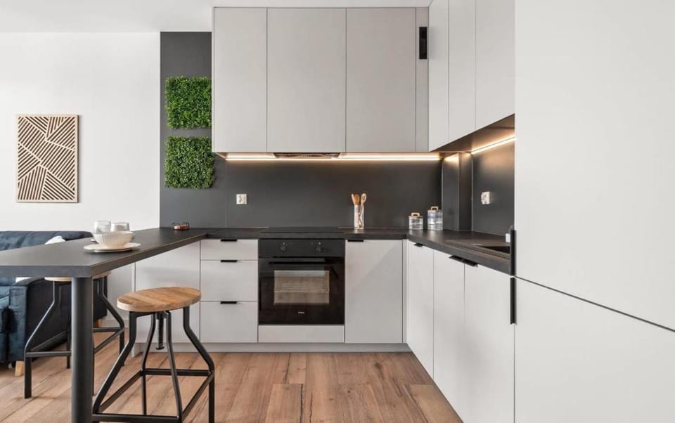 Kitchen or kitchenette, pet friendly, stove