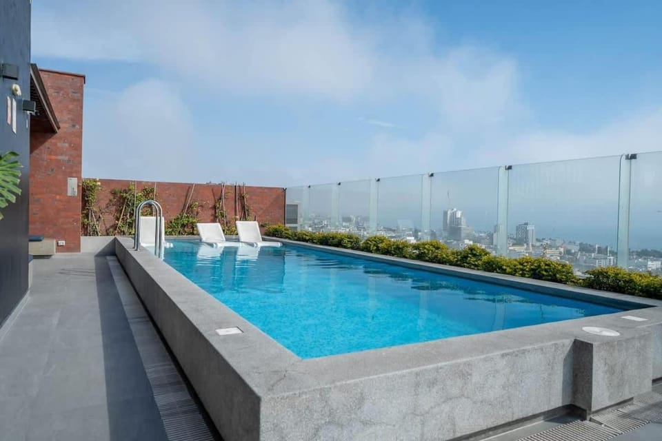 Contemporary Great View House in Magdalena del Mar