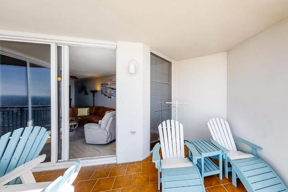 Coastal condo steps to beach with pools hot tub gym & amazing views House in Perdido Key