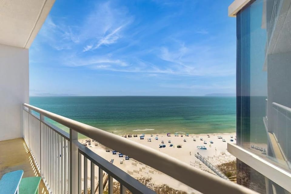 Gulf-front condo with amazing views pools beach access & gym House in Perdido Key