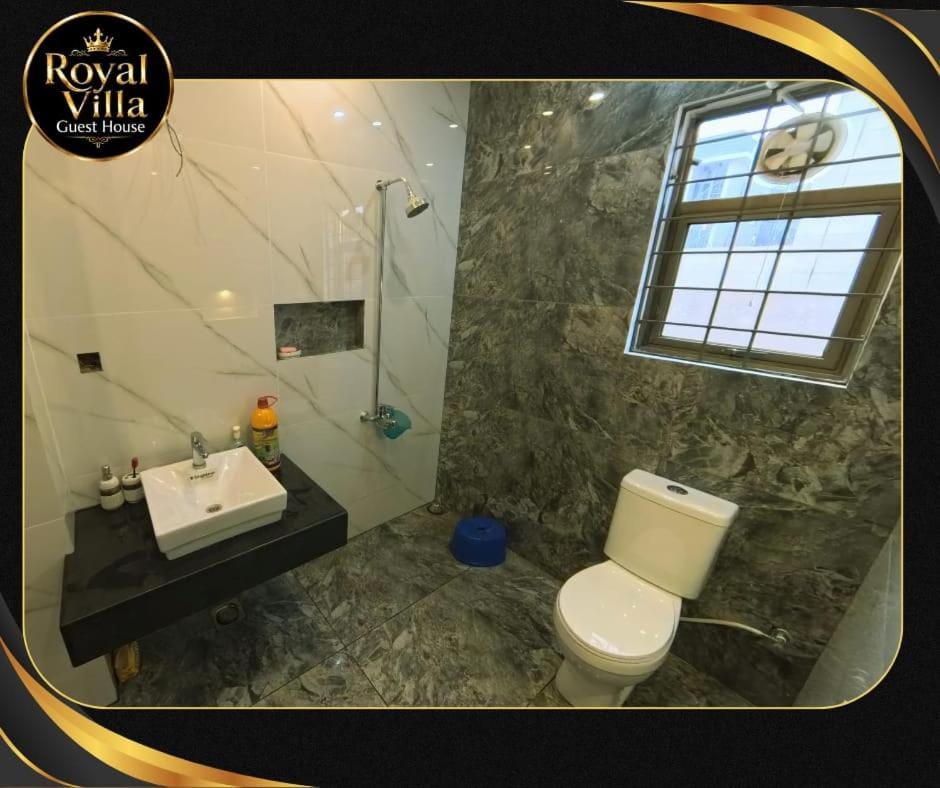 Royal Villa Bed and Breakfast in Karachi