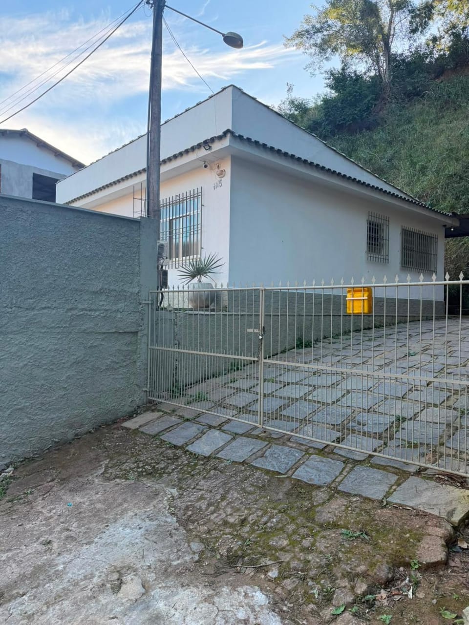 Casa ampla com quintal independente e 2 quartos House in Miguel Pereira